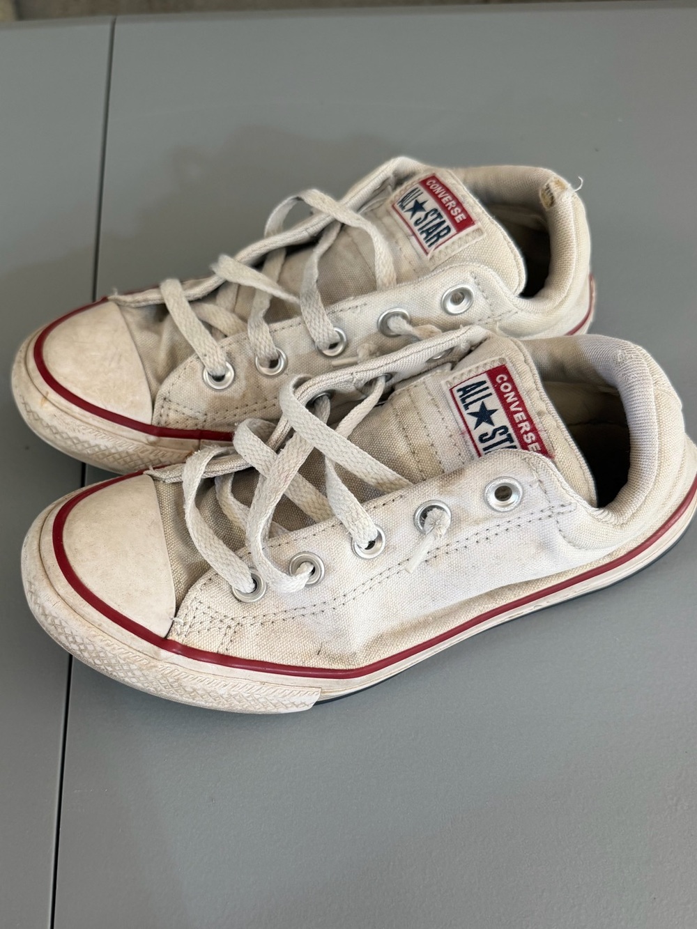 Converse Kids White and Red Low Top Sneakers